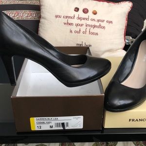 Franco Sarto NIB 12M Black Pumps
